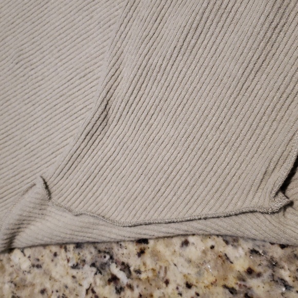 🧑🎄10/10🧑🎄Wishlist cozy sweater M/L - Picture 4 of 8